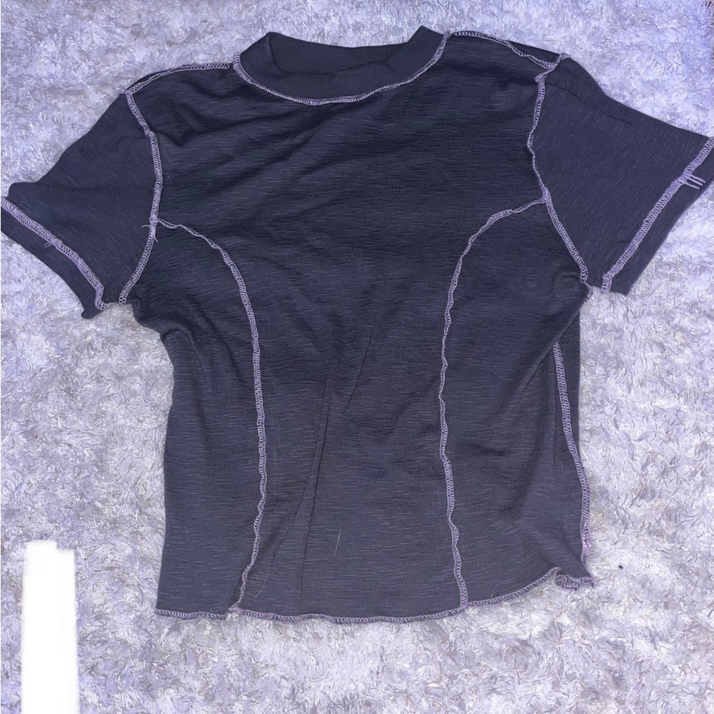 Outlined Crop Top
